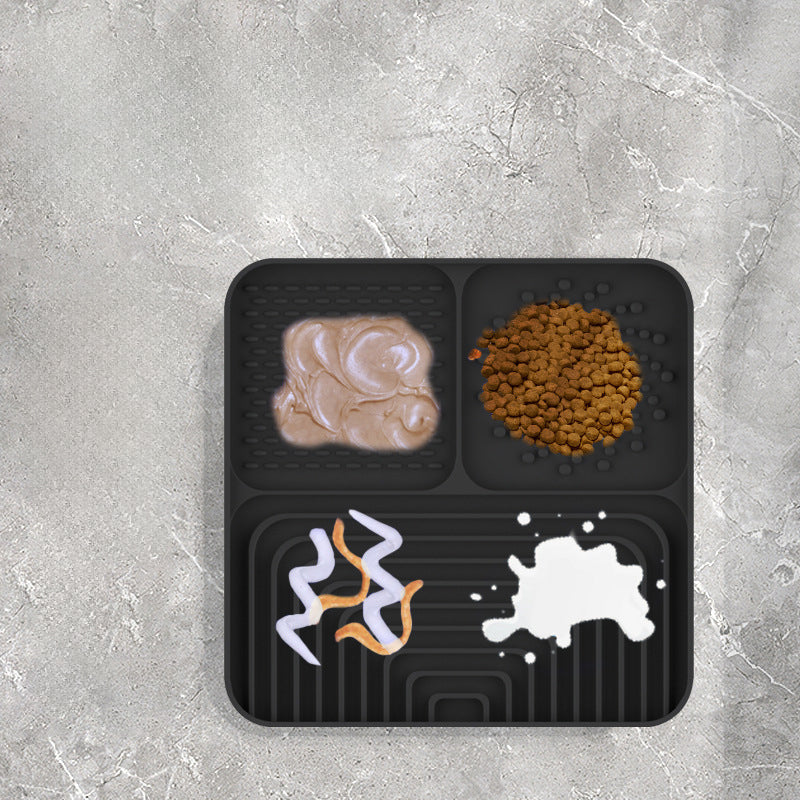 Square Silicone Lick Mat – Anti-Choking Slow Feeder with Suction Cup for Dogs & Cats